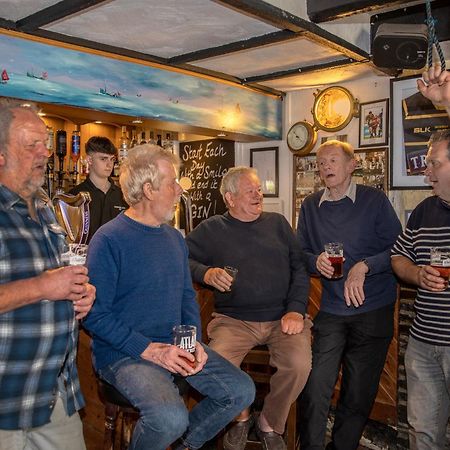 Cadgwith Cove Inn ภายนอก รูปภาพ